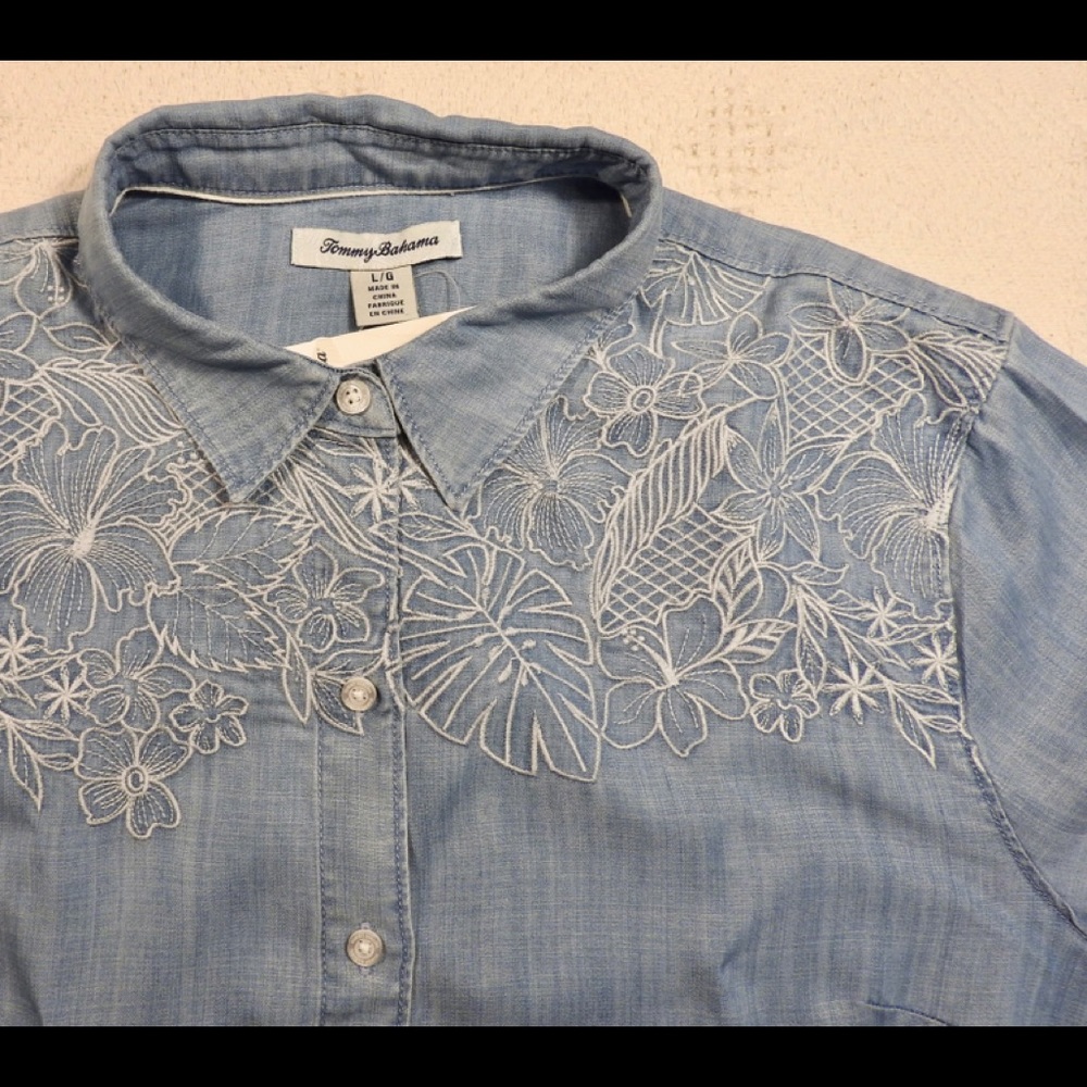 Tommy Bahama size Large long sleeve shirt NWT